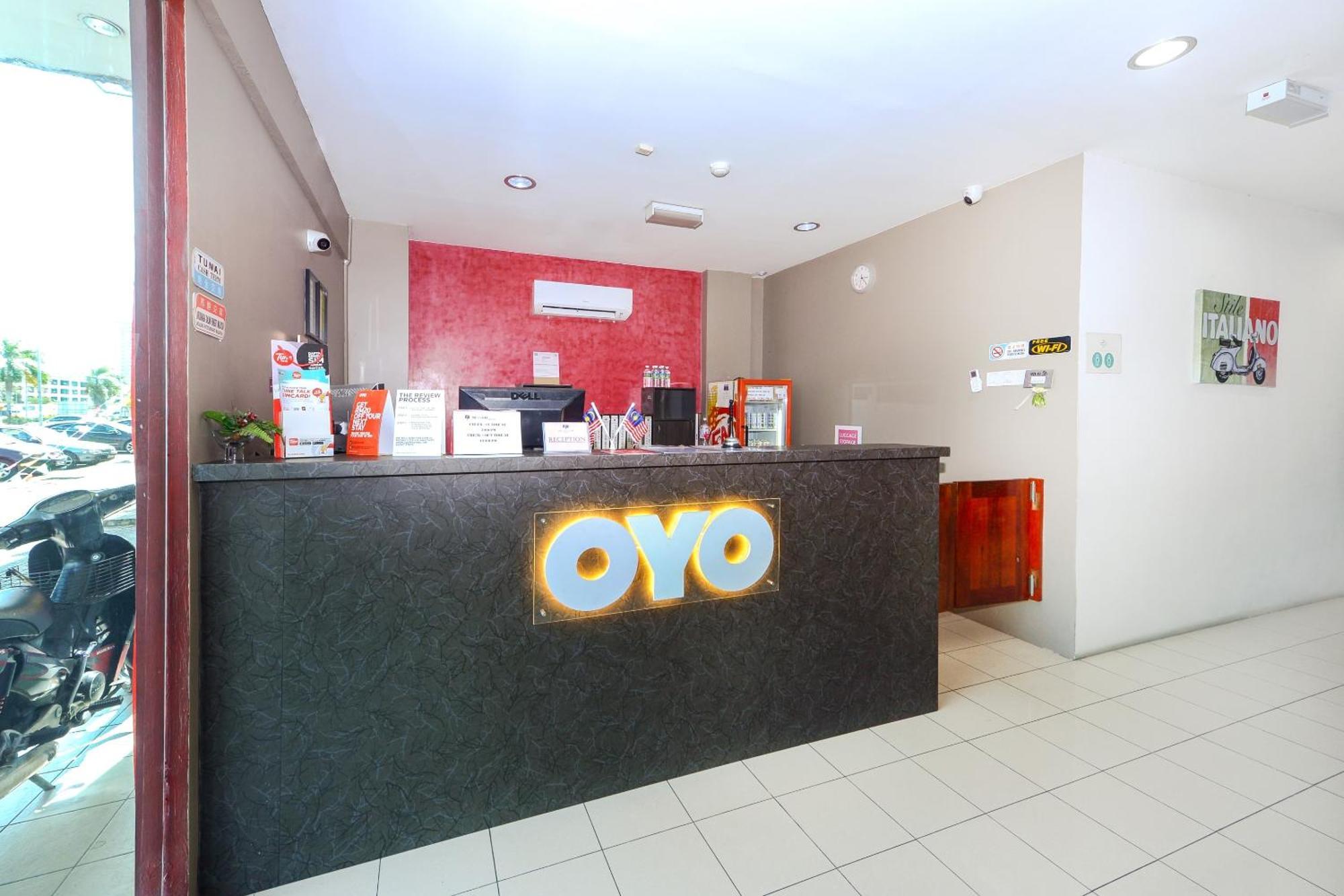 Super Oyo 502 Midah Inn Puchong Buitenkant foto