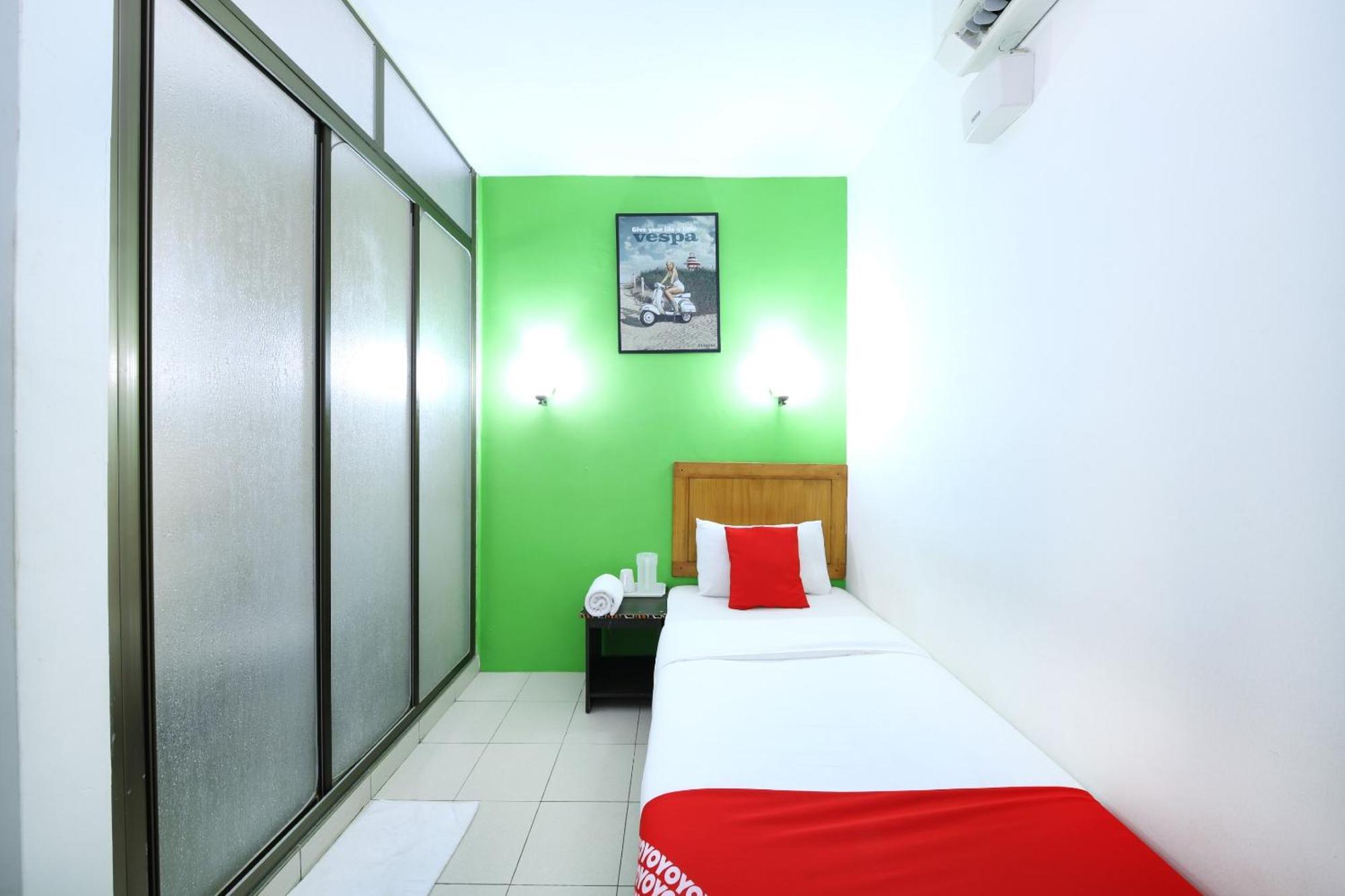 Super Oyo 502 Midah Inn Puchong Buitenkant foto