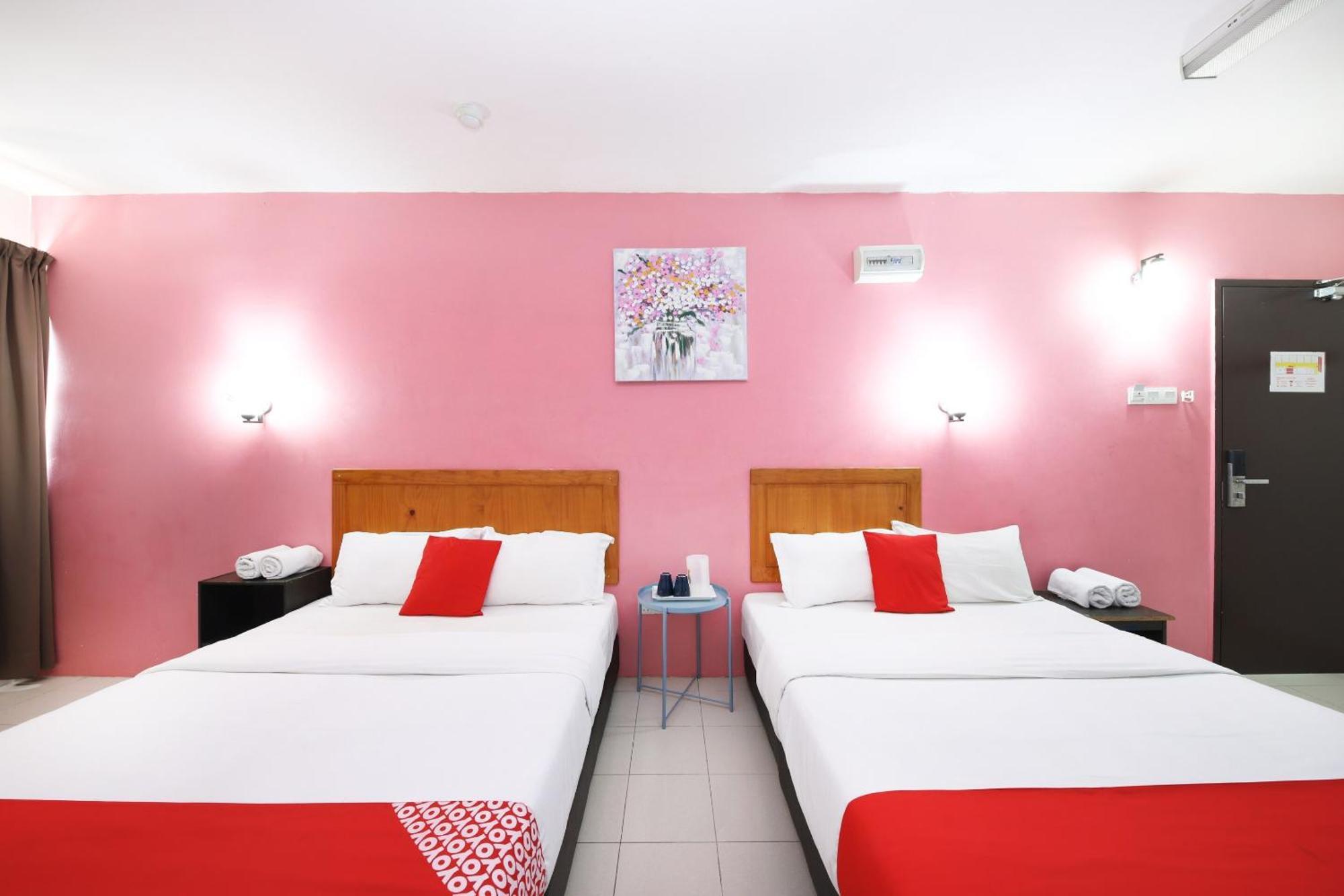 Super Oyo 502 Midah Inn Puchong Buitenkant foto