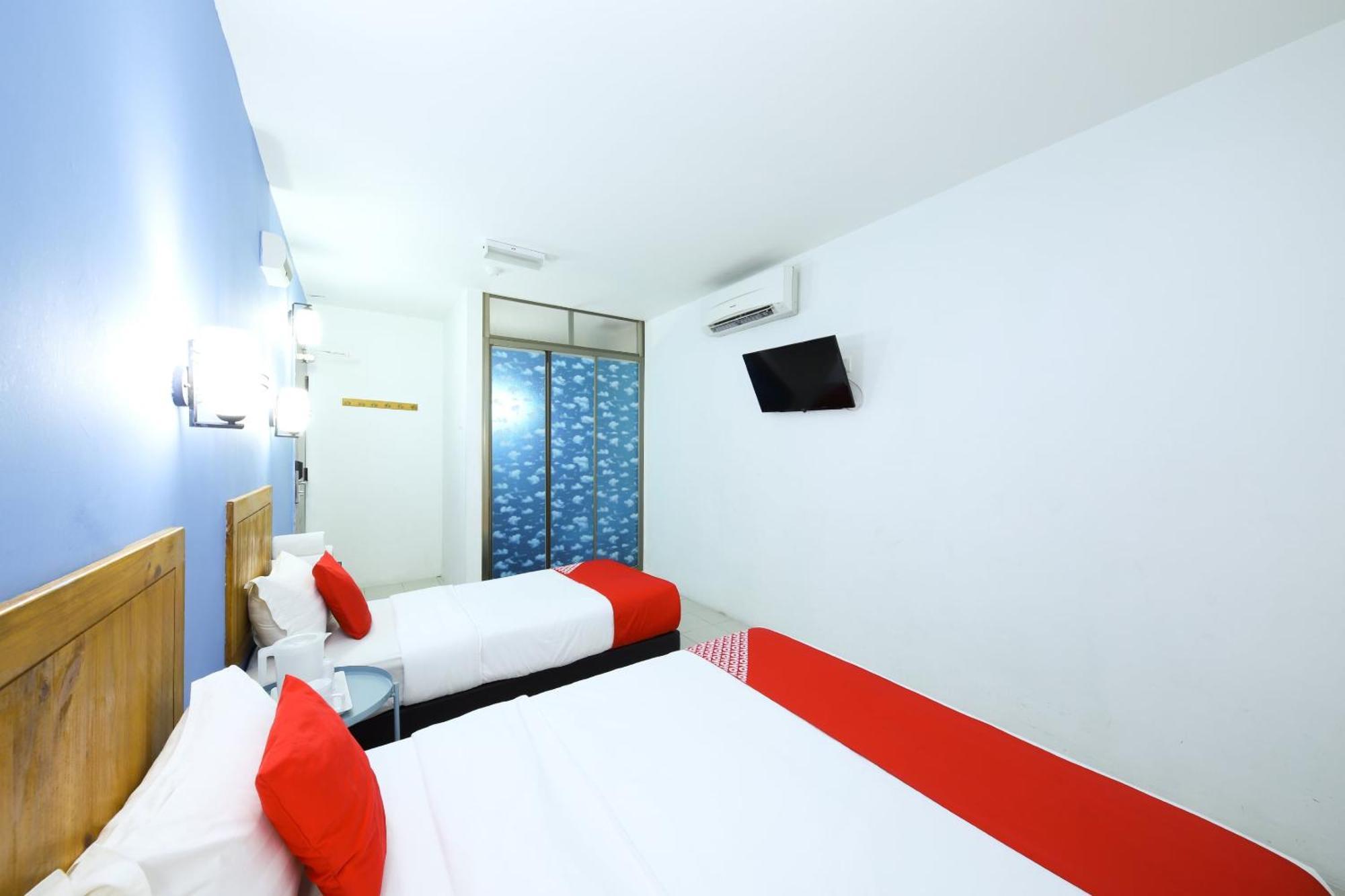 Super Oyo 502 Midah Inn Puchong Buitenkant foto