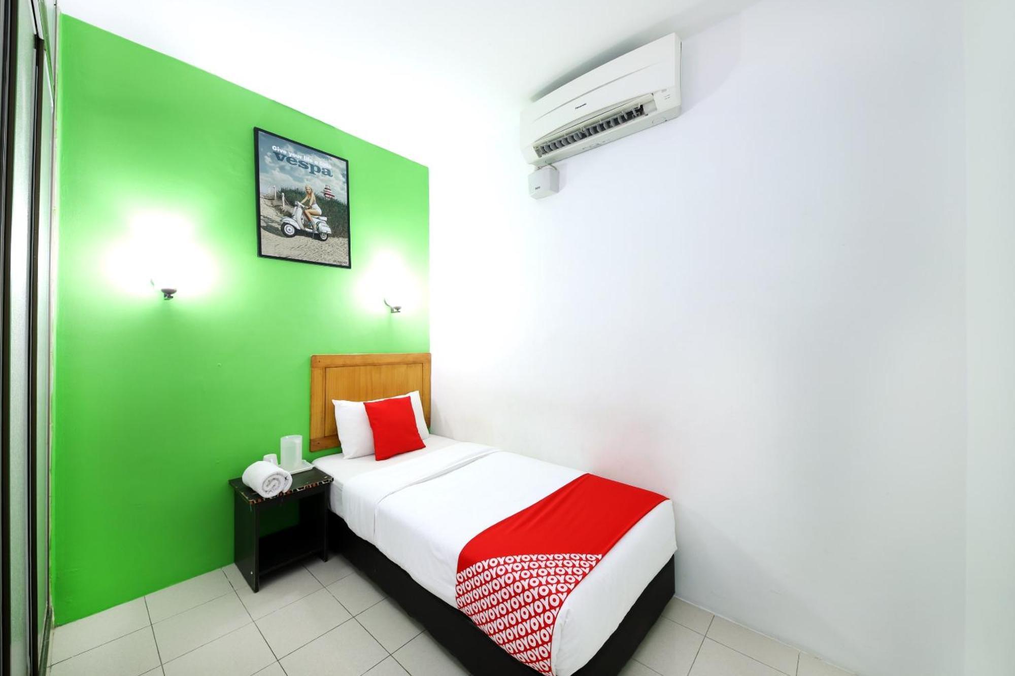 Super Oyo 502 Midah Inn Puchong Buitenkant foto