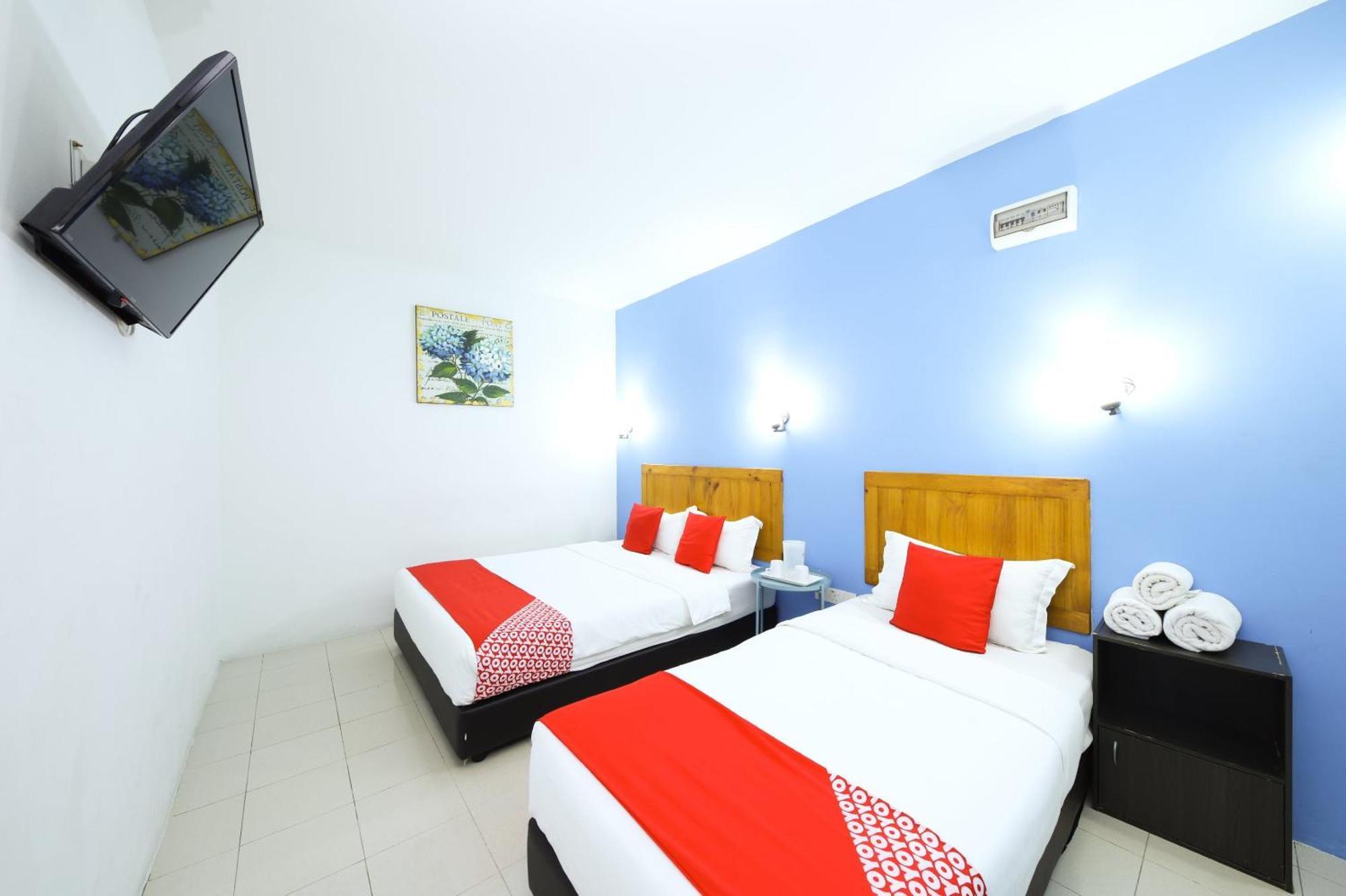 Super Oyo 502 Midah Inn Puchong Buitenkant foto